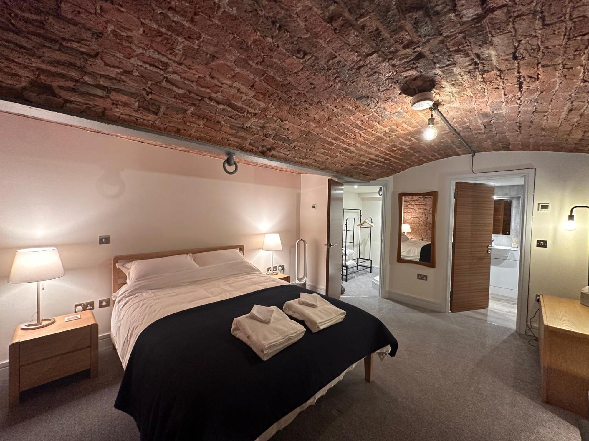 The Engine House At Dixons Chimney Near Carlisle Castle Unique Historic Apartment With 65 Inch Sky Glass And Private Parking Exteriör bild